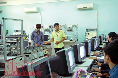 Được tự chủ tuyển sinh, trường nghề vẫn lo cạnh tranh với Đại học ảnh 1